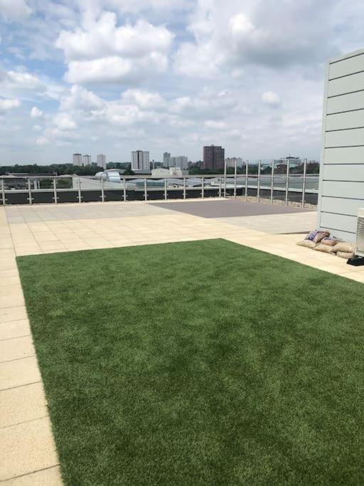3 Bedroom Apartment Free Parking Manchester Ngoại thất bức ảnh